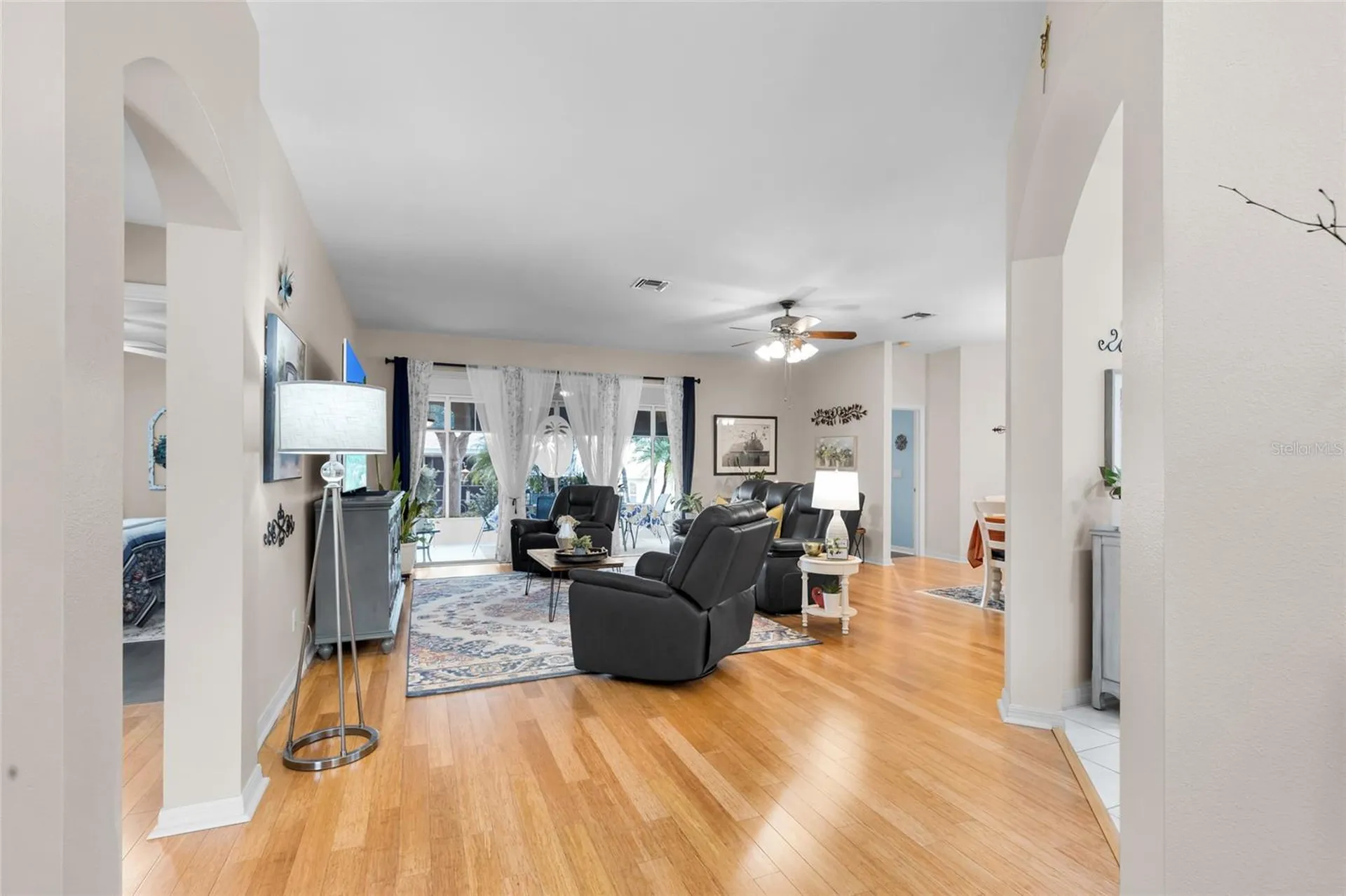 5138 Indian Ocean Loop Tavares FL 32778