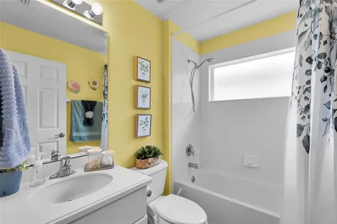 5138 Indian Ocean Loop Tavares FL 32778