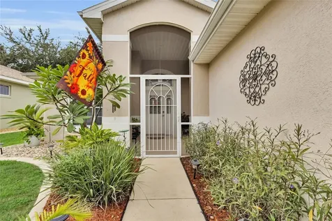 5138 Indian Ocean Loop Tavares FL 32778