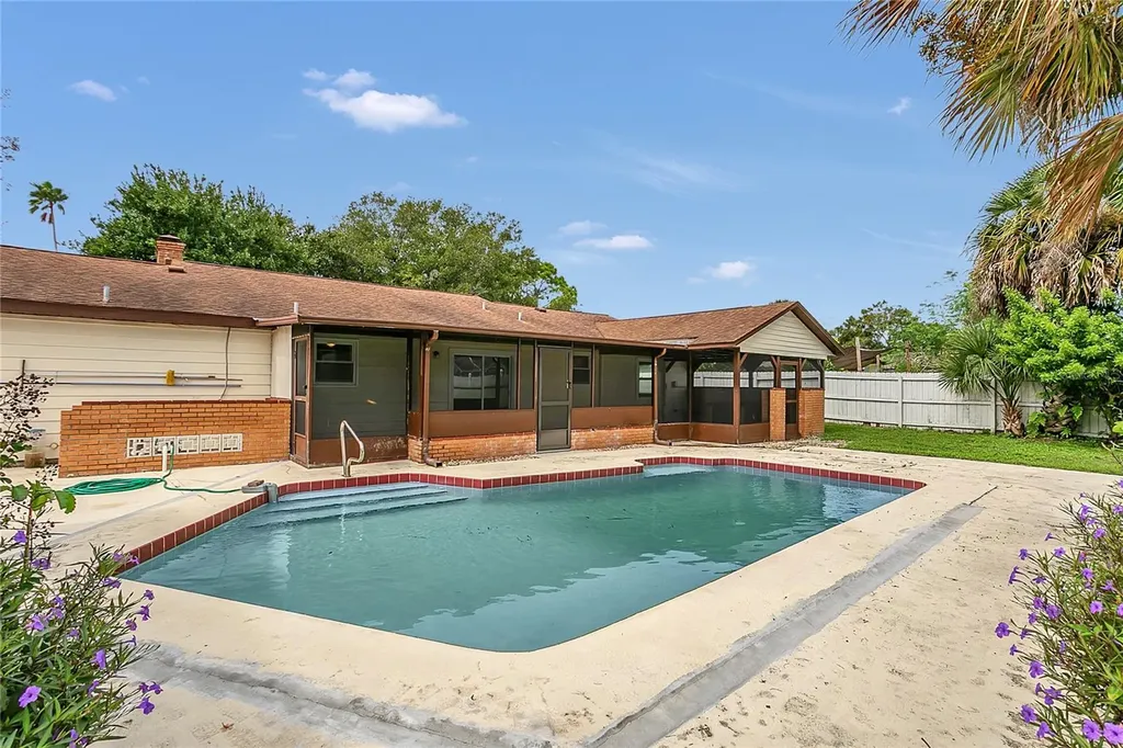 2613 Travelers Palm Drive Edgewater FL 32141