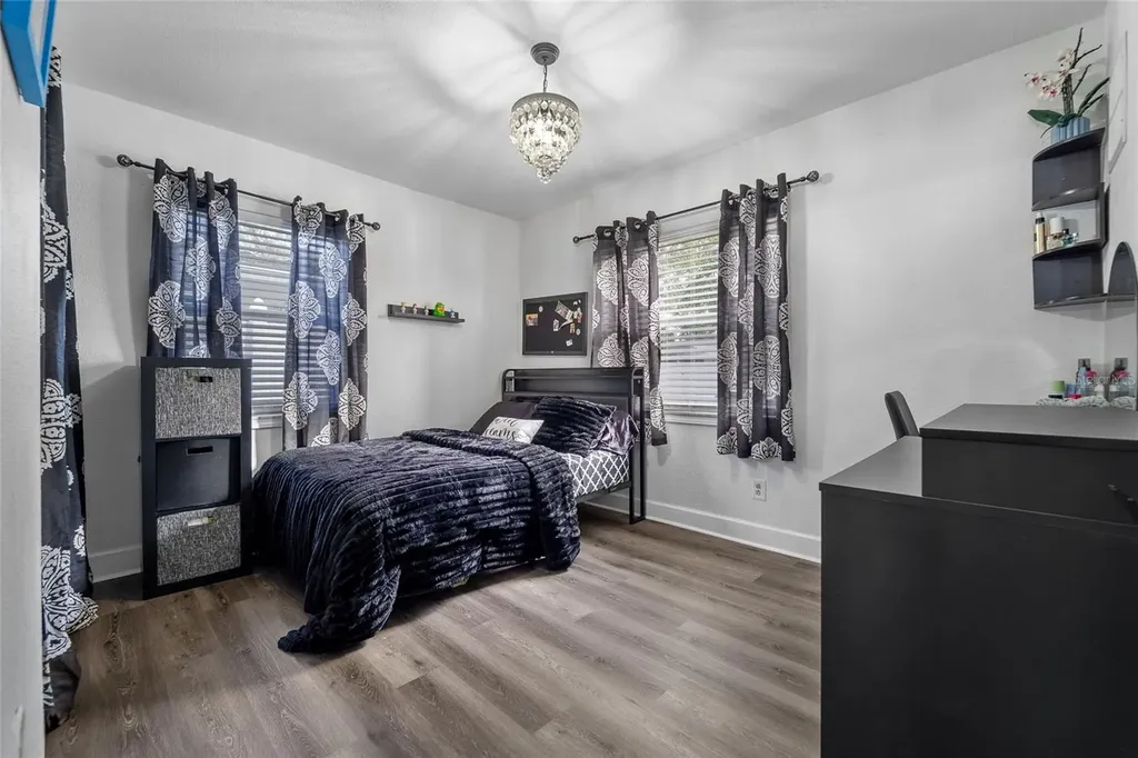4220 19 Street N St Petersburg FL 33714