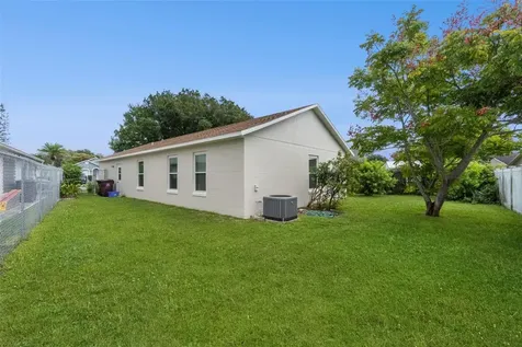 1930 Teaberry Court Orlando FL 32824