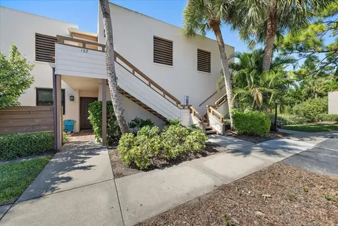 182 Pineneedle Drive Bradenton FL 34210