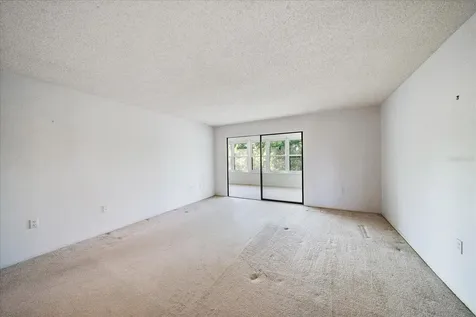 182 Pineneedle Drive Bradenton FL 34210
