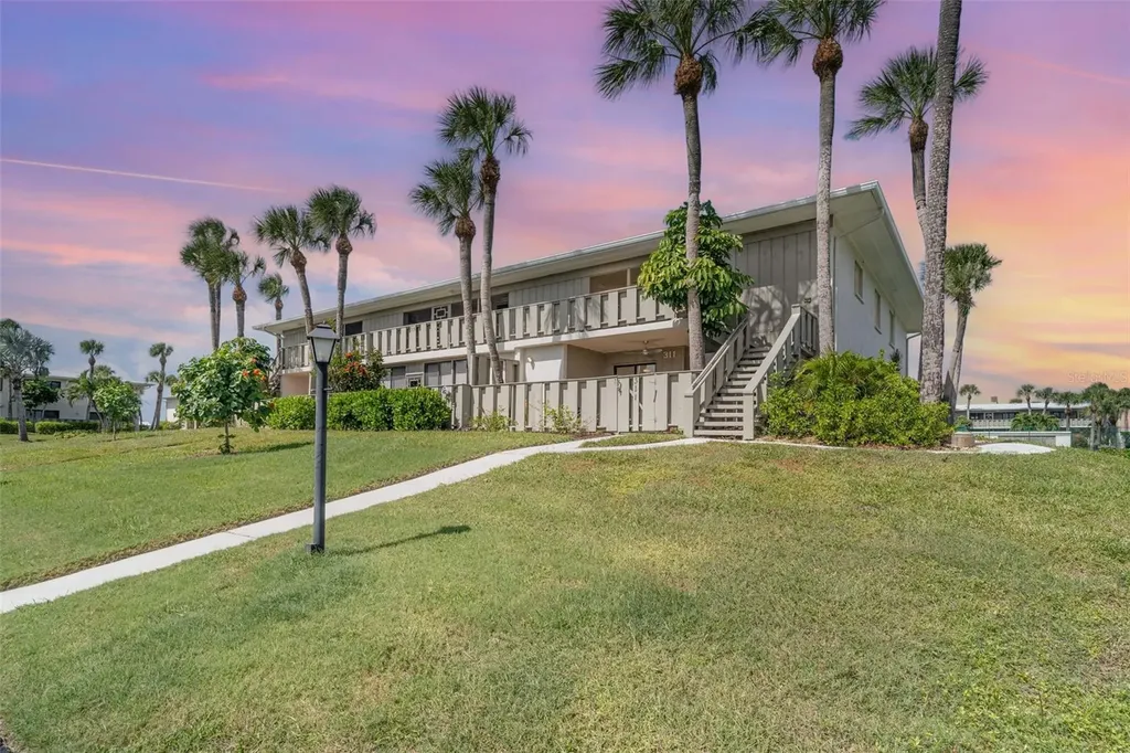 6200 Flotilla Drive Holmes Beach FL 34217