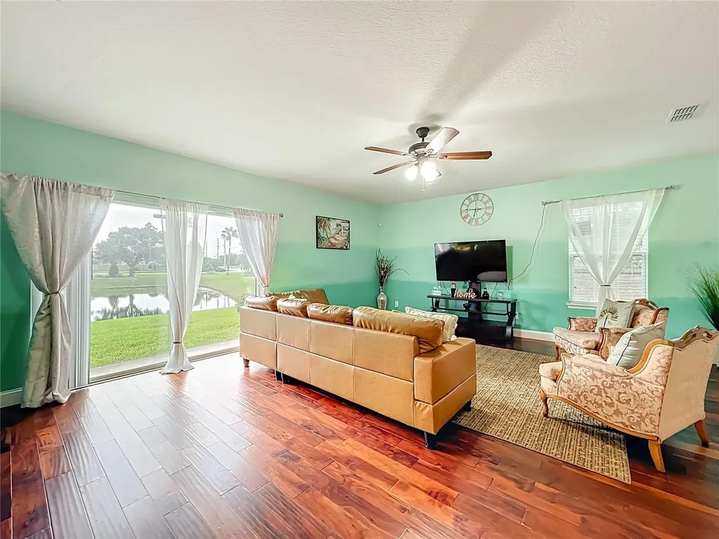 10100 Green Branch Court Orlando FL 32825