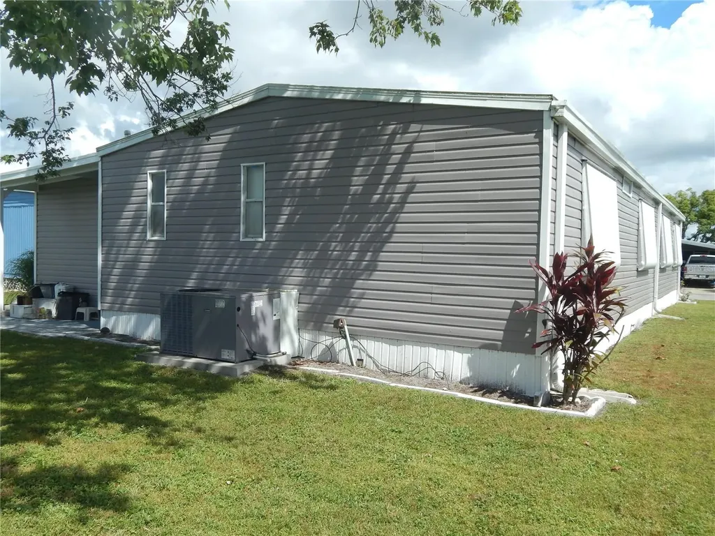 6710 36th Avenue E Palmetto FL 34221