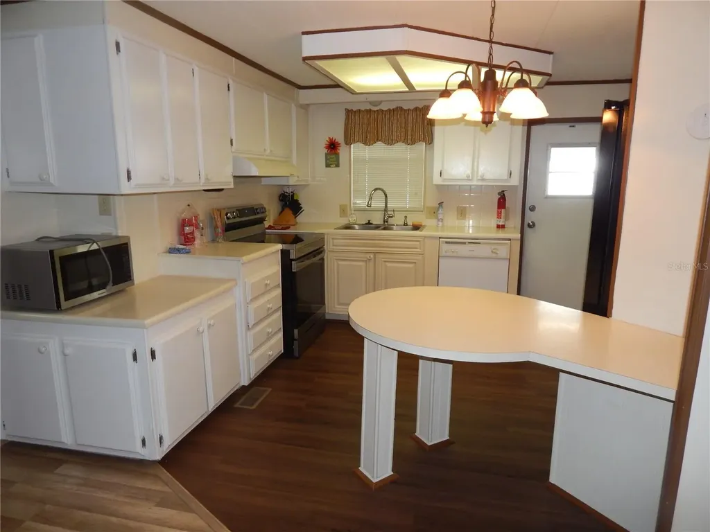 6710 36th Avenue E Palmetto FL 34221