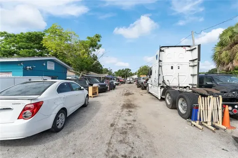 5712 15th Street E Bradenton FL 34203