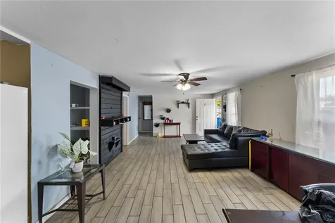 5712 15th Street E Bradenton FL 34203