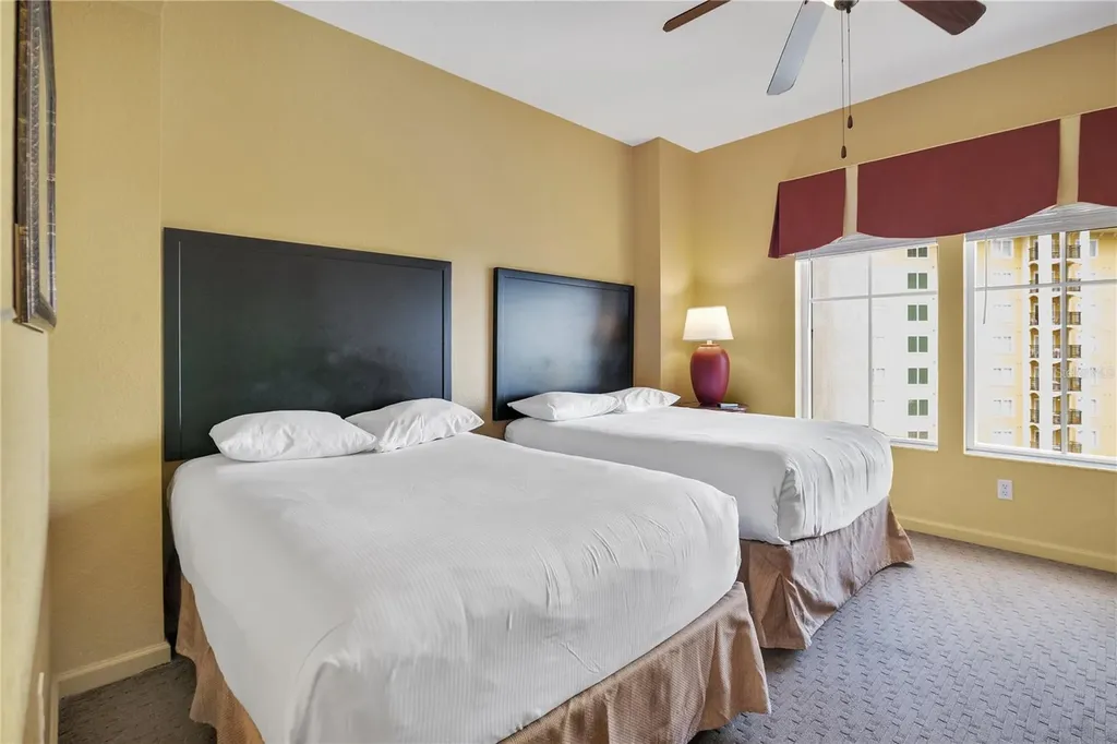 8101 Resort Vlg Drive Orlando FL 32821