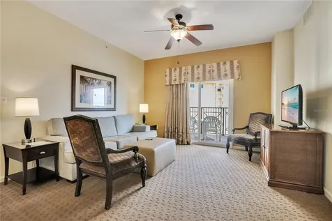 8101 Resort Vlg Drive Orlando FL 32821