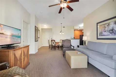 8101 Resort Vlg Drive Orlando FL 32821
