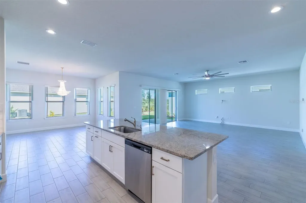 525 Mosaic Boulevard Daytona Beach FL 32124