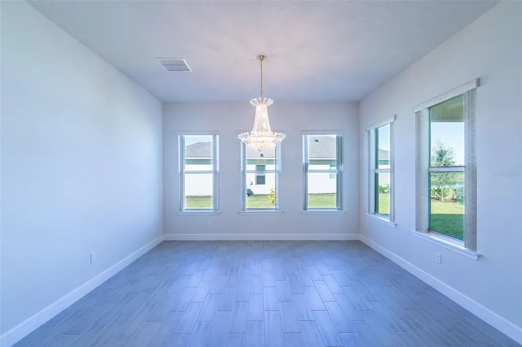 525 Mosaic Boulevard Daytona Beach FL 32124