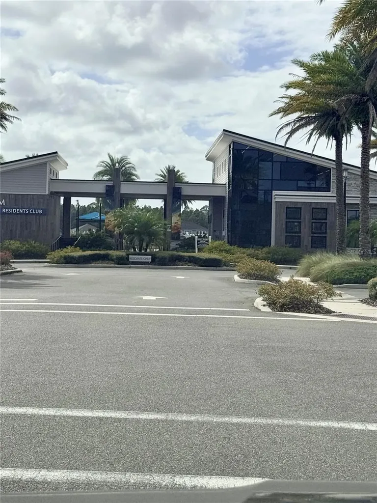 525 Mosaic Boulevard Daytona Beach FL 32124