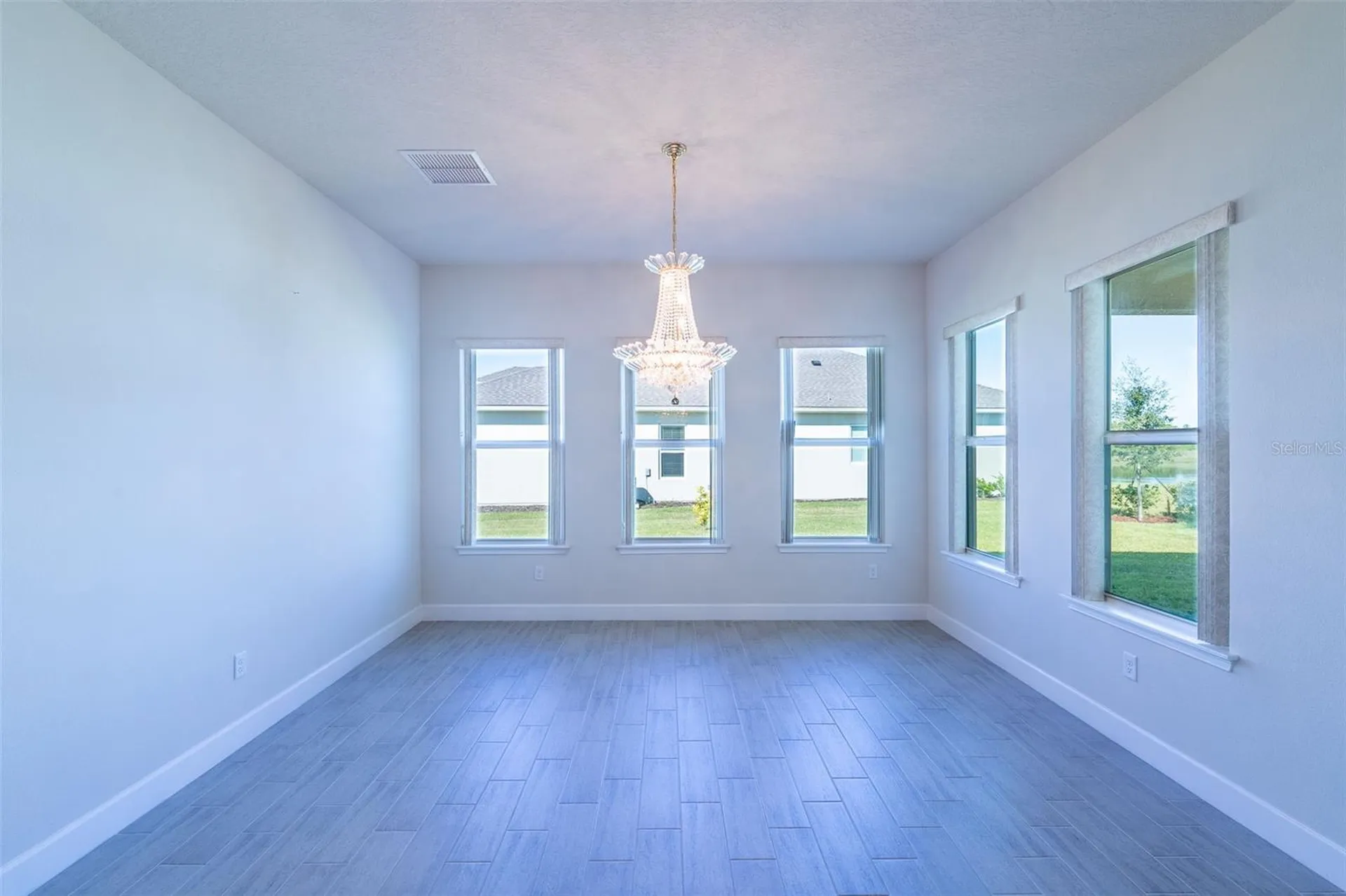 525 Mosaic Boulevard Daytona Beach FL 32124