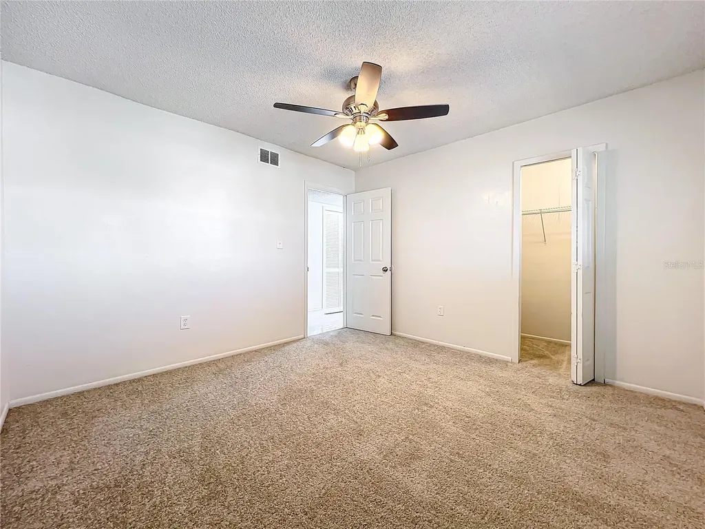 802 Sky Lake Circle Orlando FL 32809