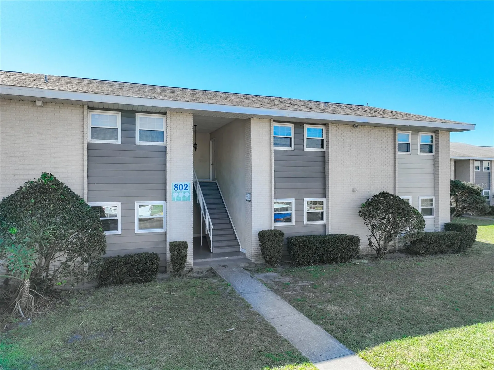 802 Sky Lake Circle Orlando FL 32809