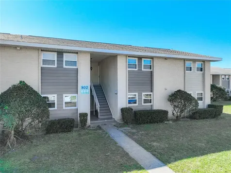 802 Sky Lake Circle Orlando FL 32809