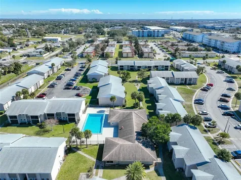 802 Sky Lake Circle Orlando FL 32809