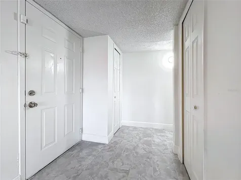 802 Sky Lake Circle Orlando FL 32809