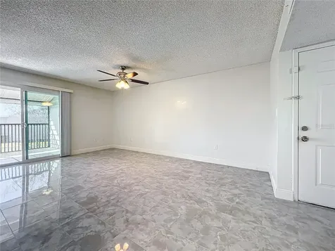 802 Sky Lake Circle Orlando FL 32809