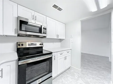 802 Sky Lake Circle Orlando FL 32809