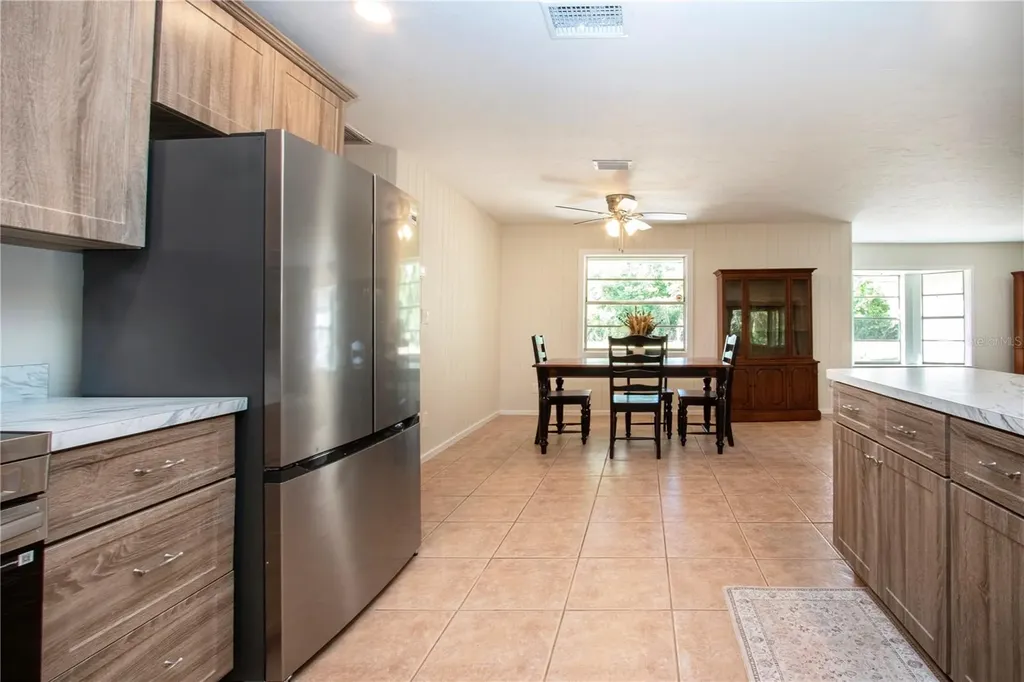 2205 Butch Cassidy Trail Wimauma FL 33598
