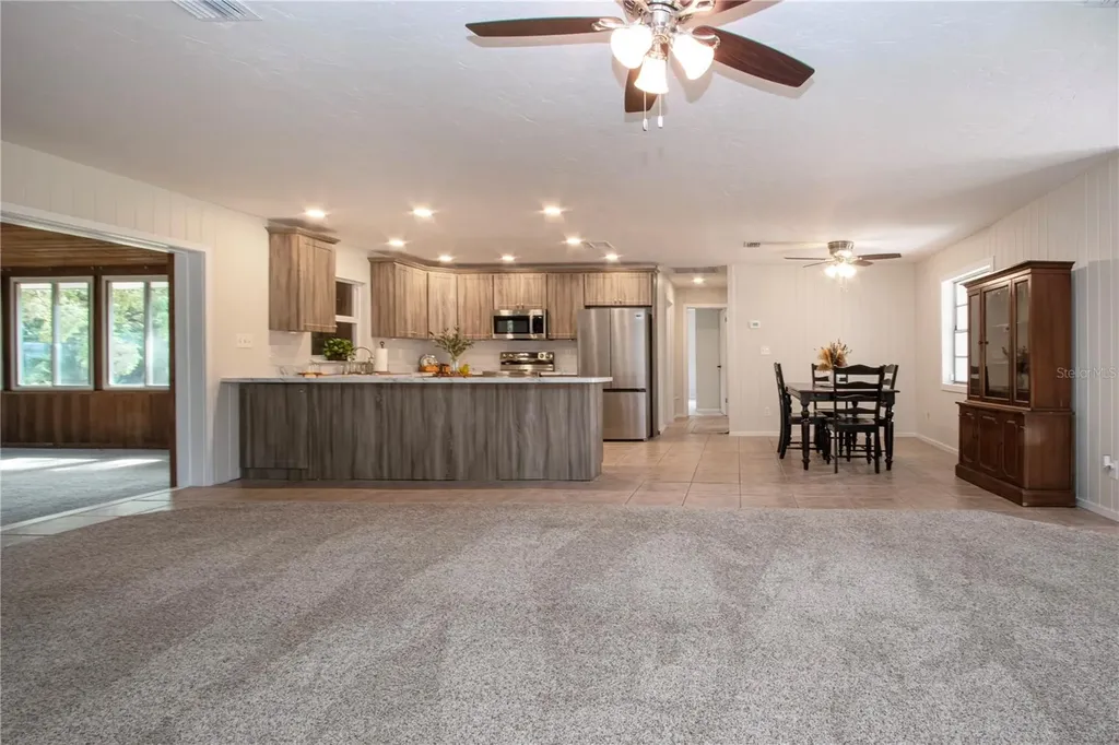 2205 Butch Cassidy Trail Wimauma FL 33598