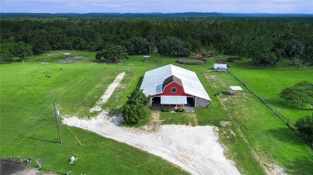2205 Butch Cassidy Trail Wimauma FL 33598