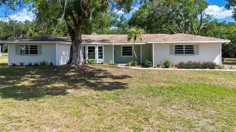 2205 Butch Cassidy Trail Wimauma FL 33598