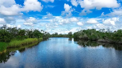 2205 Butch Cassidy Trail Wimauma FL 33598