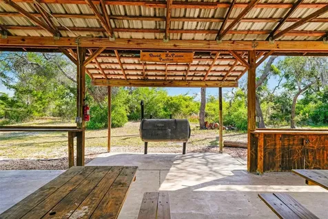 2205 Butch Cassidy Trail Wimauma FL 33598
