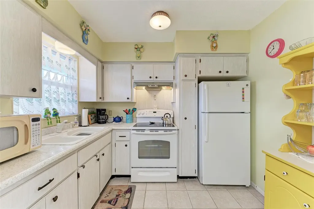 611 Gulf Drive N Bradenton Beach FL 34217