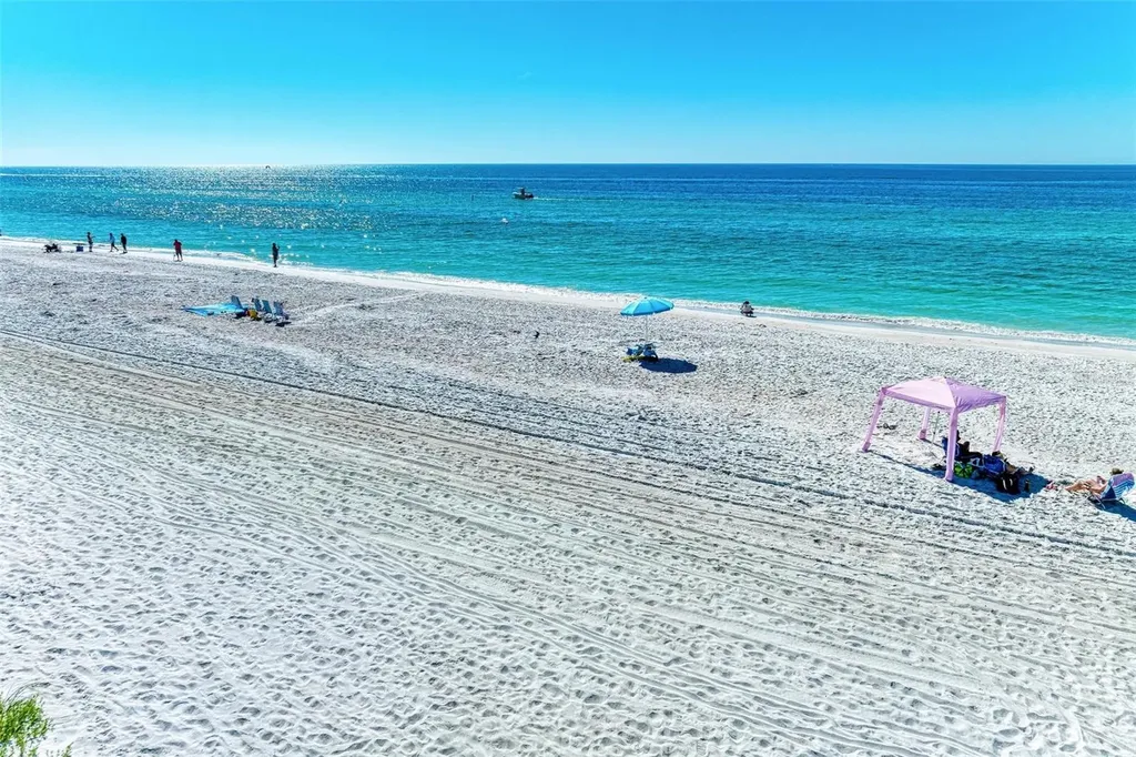 611 Gulf Drive N Bradenton Beach FL 34217