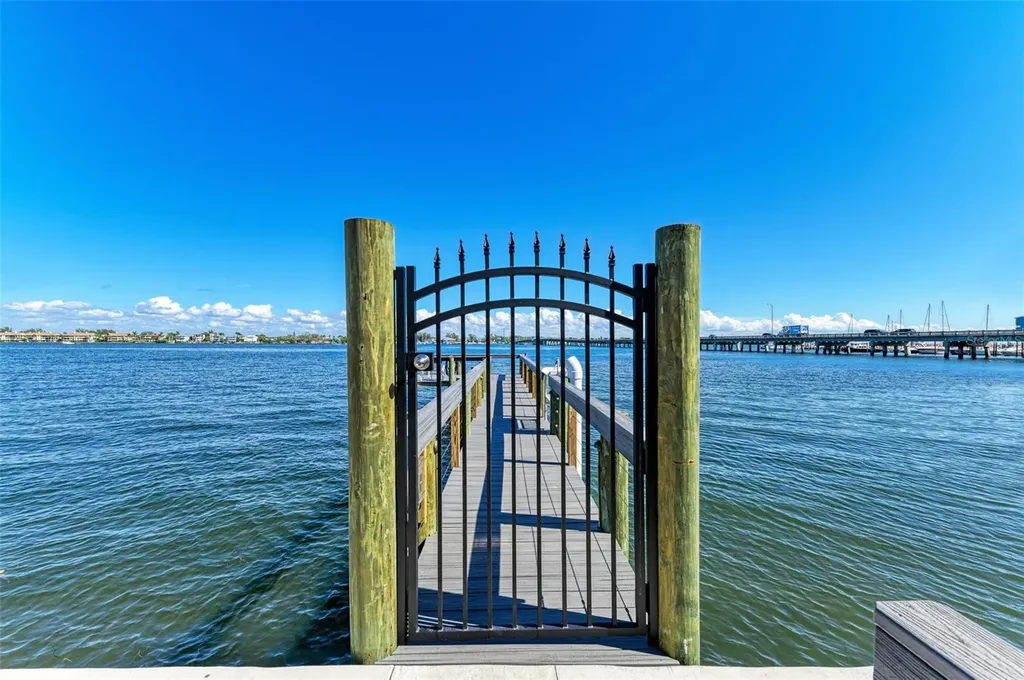 611 Gulf Drive N Bradenton Beach FL 34217