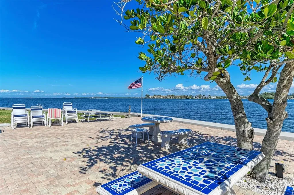 611 Gulf Drive N Bradenton Beach FL 34217
