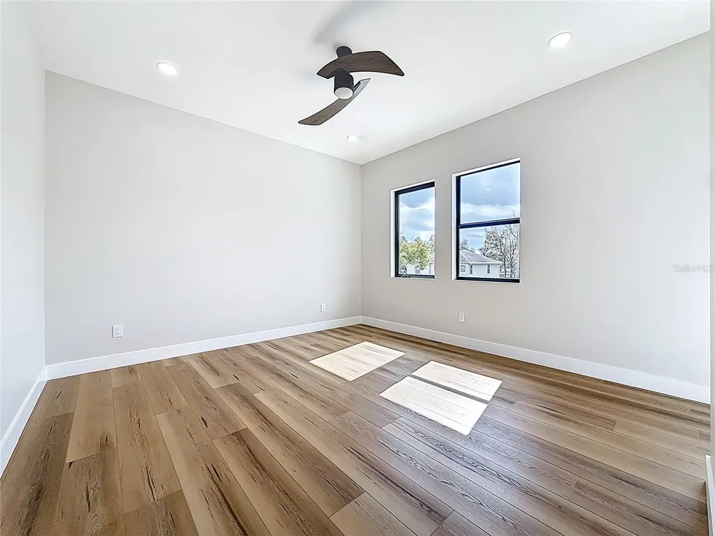 4219 W Bay View Avenue Tampa FL 33611