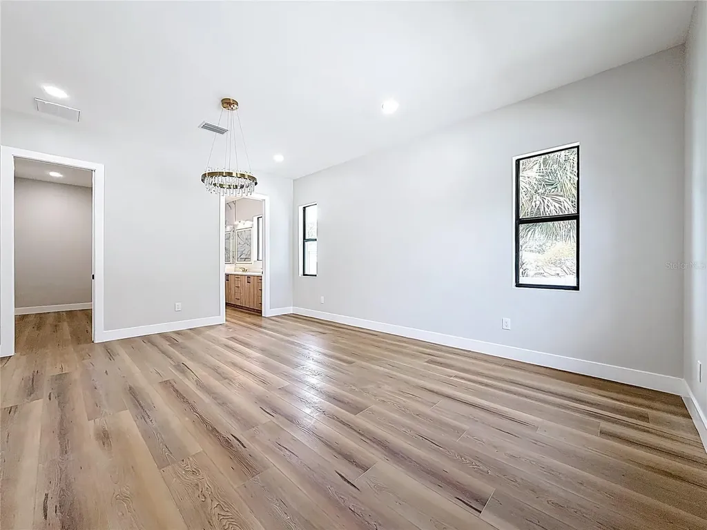 4219 W Bay View Avenue Tampa FL 33611