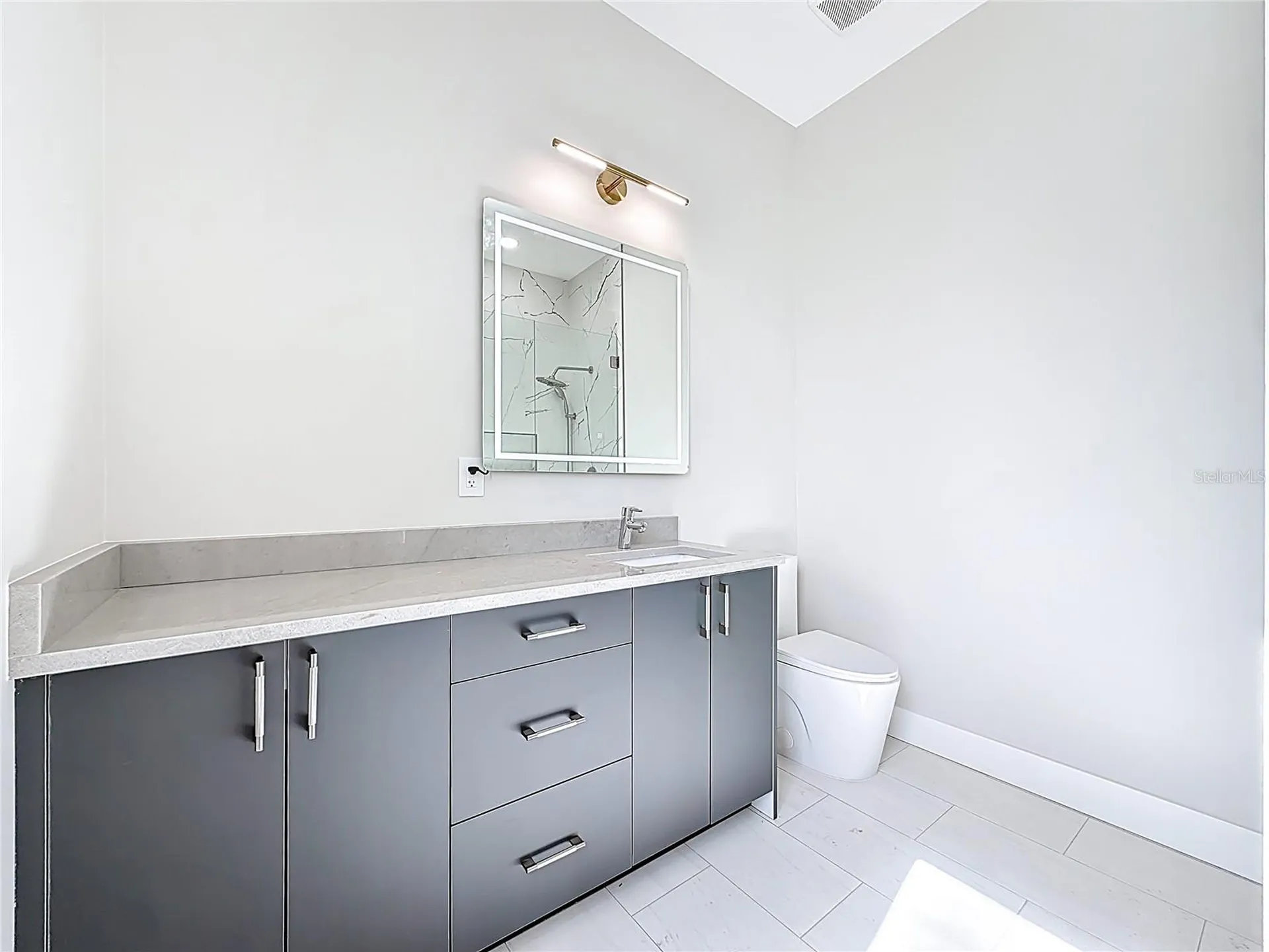 4219 W Bay View Avenue Tampa FL 33611