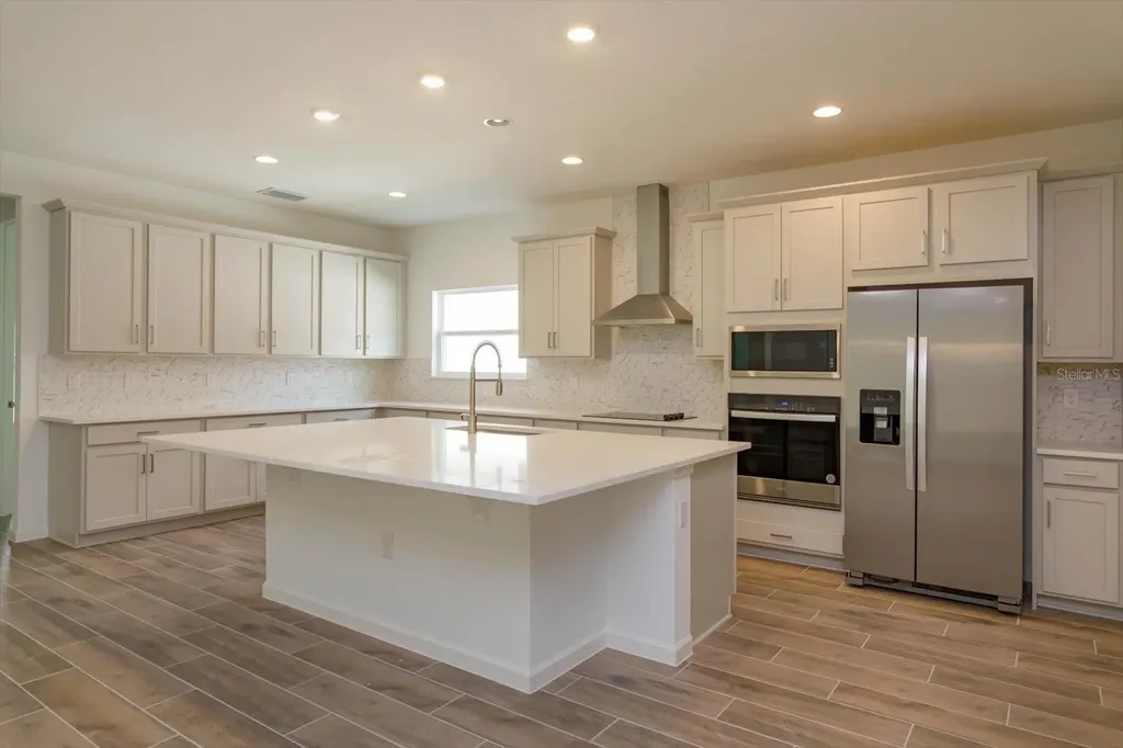 1694 Cadence Street Minneola FL 34715