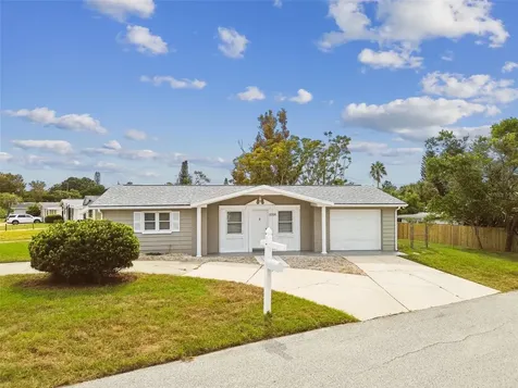 3704 Oakhurst Drive Holiday FL 34691