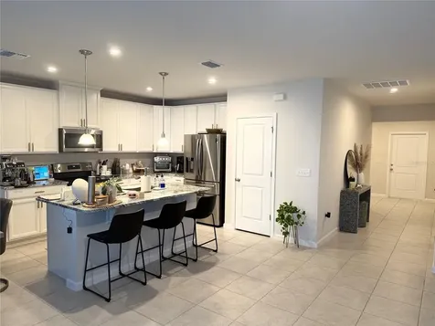 10516 Daybreak Glen Parrish FL 34219