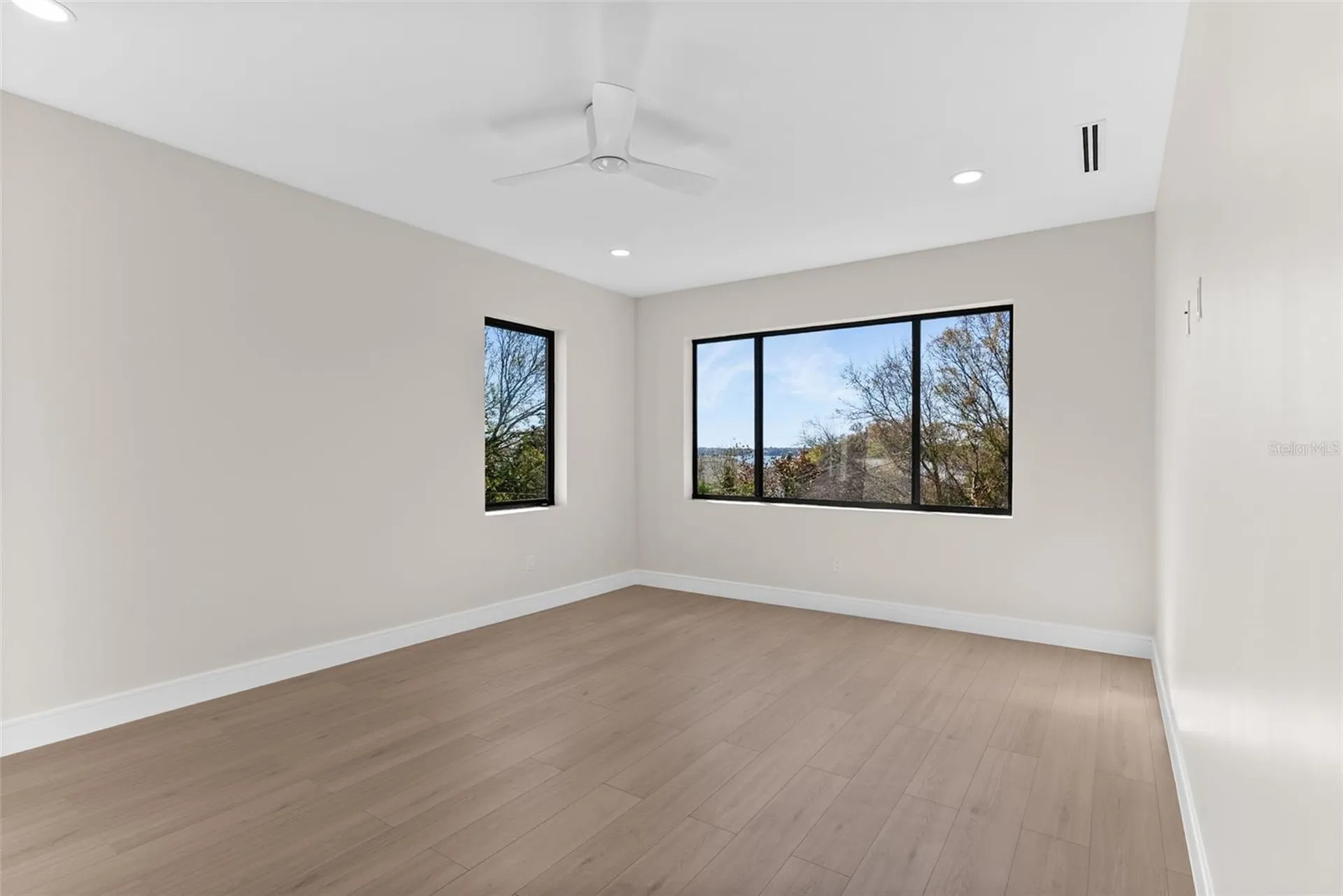 506 Federal Street Oldsmar FL 34677