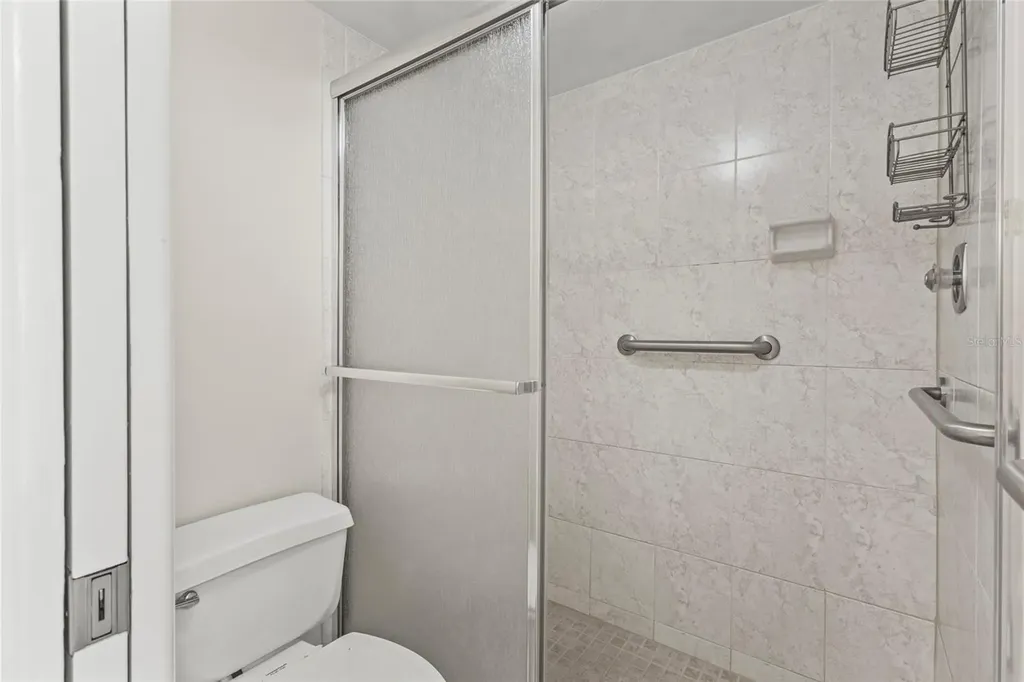 1512 Pelican Cove Road Sarasota FL 34231
