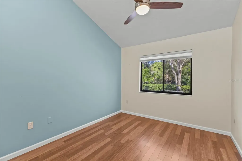 1512 Pelican Cove Road Sarasota FL 34231