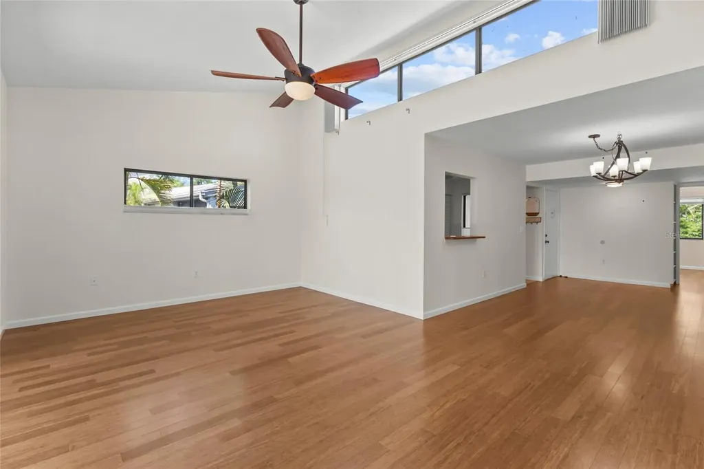 1512 Pelican Cove Road Sarasota FL 34231