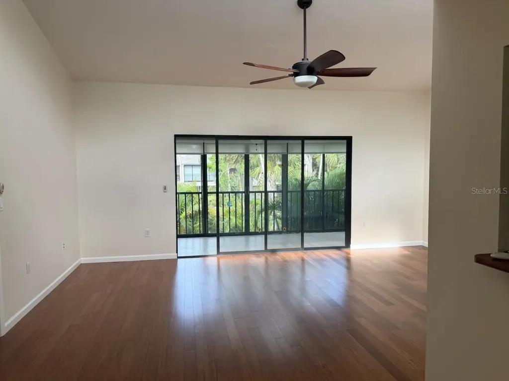 1512 Pelican Cove Road Sarasota FL 34231