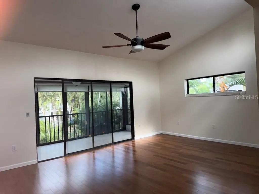 1512 Pelican Cove Road Sarasota FL 34231